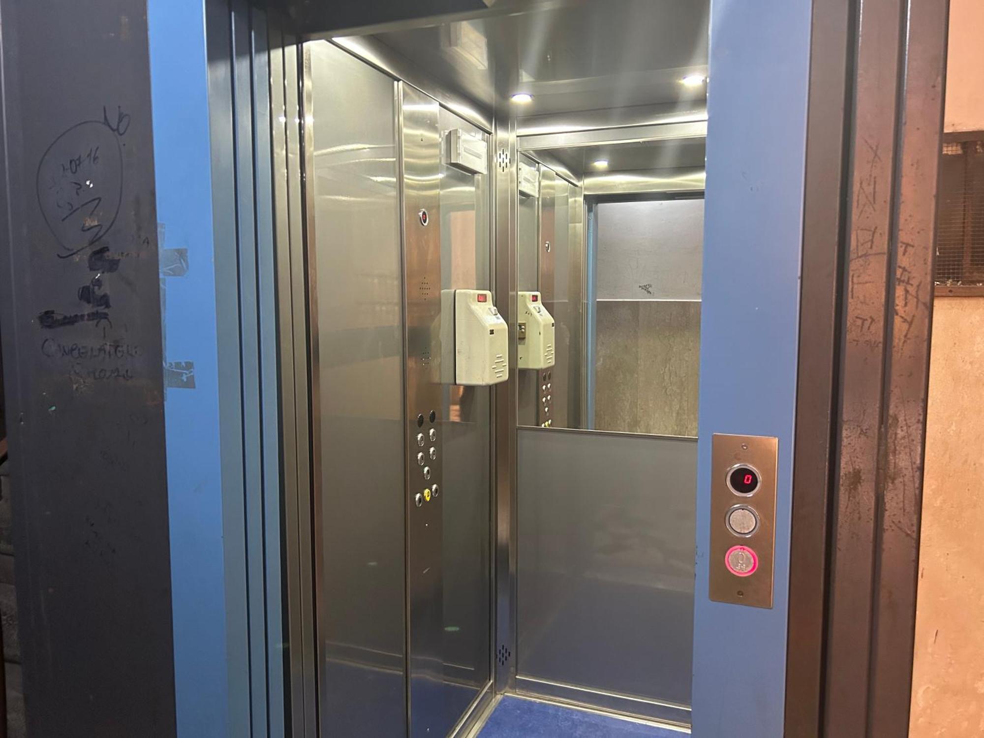 Appartamento Senorita House Napoli Esterno foto